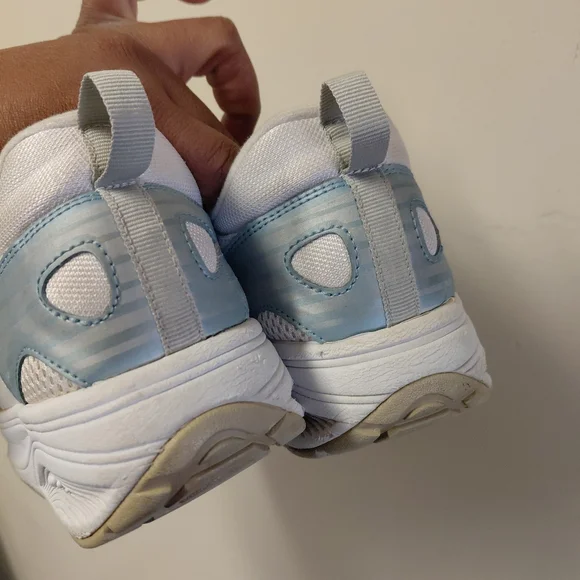 Easy Spirit Women's White Gravity Laceup Athletic Walking Shoes Size 8 - Picture 5 of 11